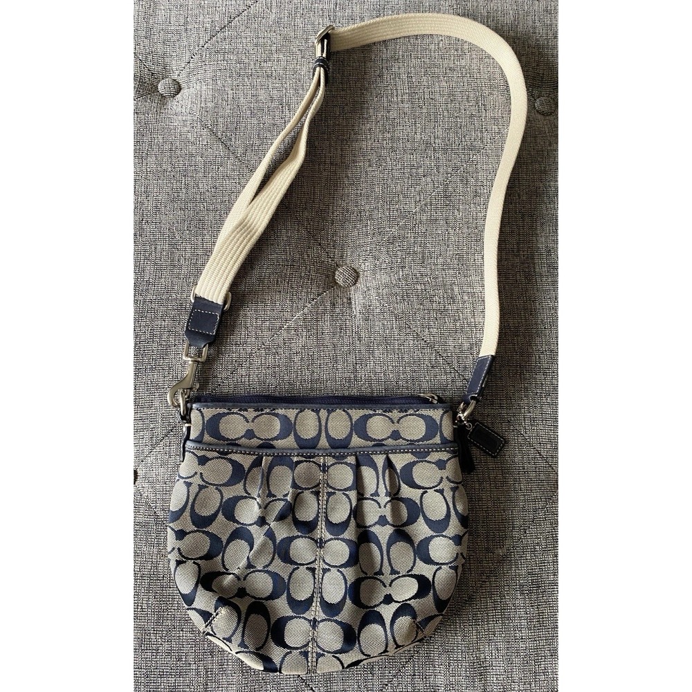 Coach Signature C Pleated Swing Pack Purse Bag Navy Blue Crossbody